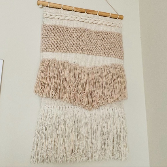 [SOLD!] Large Macrame Wall Hanging - Picture 2 of 4
